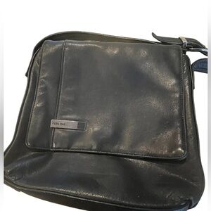Perlina vintage black leather bag, perfect for crossbody, black, unisex